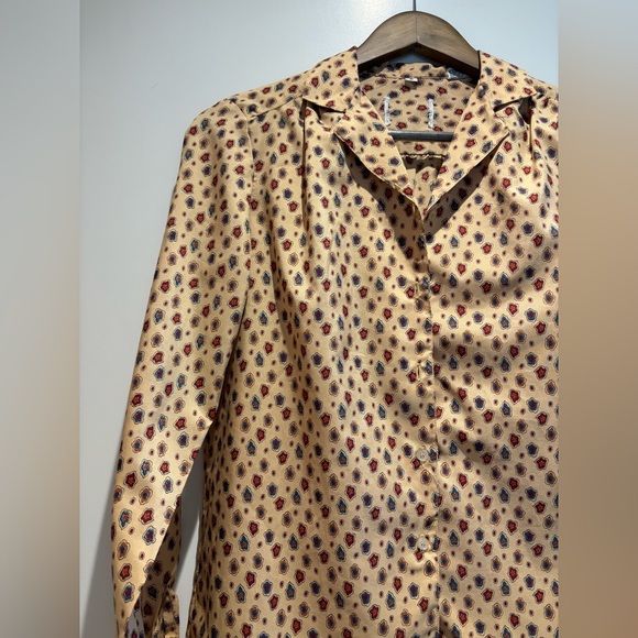 Vintage Print Blouse - Picture 2 of 3